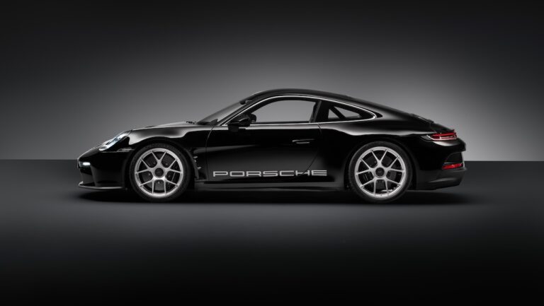 porsche 911 S/T vista laterale