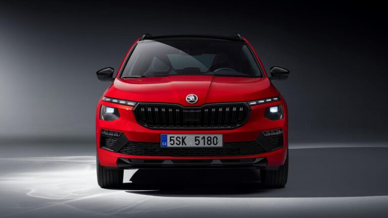 Skoda Scala restyling red