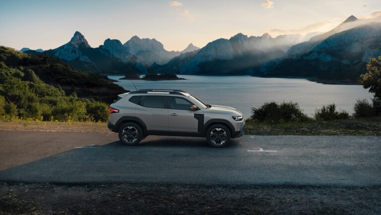 Dacia Duster 2024 - fiancata