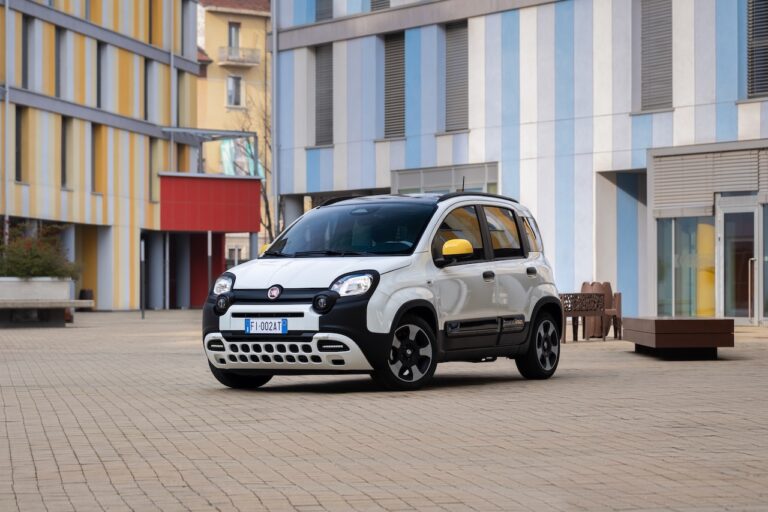 Stellantis ferma la produzione della Fiat Panda in Italia