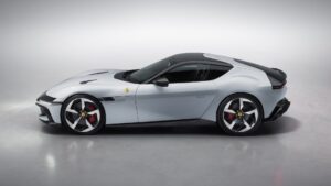 Le Ferrari si comprano (anche) con le criptovalute