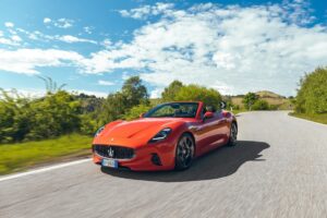 Maserati GranCabrio Folgore, una signora “bomba”