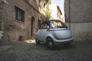 Microlino, la prova su strada di Tiberio Timperi