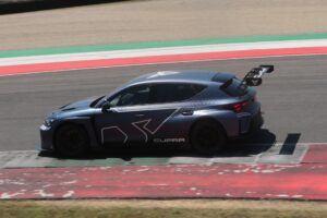 A bordo di Cupra Cup, la regina del TCR