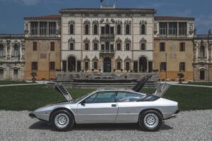 Lamborghini Urraco, l'altra con il V8