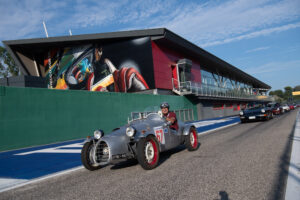 Auto storiche in pista ad Imola all’ACI Storico Festival