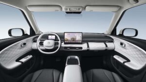 Dongfeng Nammi Box, l'elettrica low-cost cinese debutta in Europa