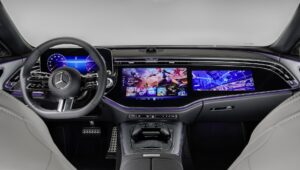 Il futuro del gaming in auto: Mercedes-Benz e Boosteroid aprono la strada