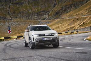 Dacia Duster Journey TCe 130, viaggiatori cercasi