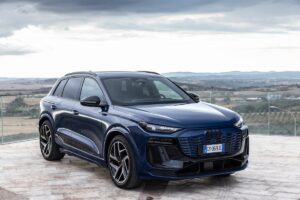 Al volante del Suv elettrico Audi SQ6 e-tron quattro