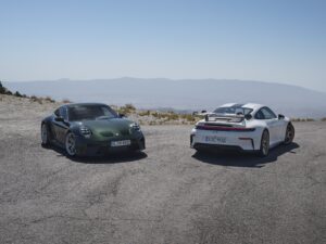 Porsche 911 GT3, la leggenda si evolve, tra pista e strada