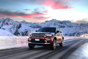 Jeep Grand Cherokee, lusso formato Overland