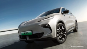 MG svela ES5, il Suv elettrico che rimpiazzerà la ZS EV