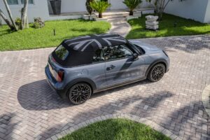 MINI Cabrio, la scoperta che preferisce il termico