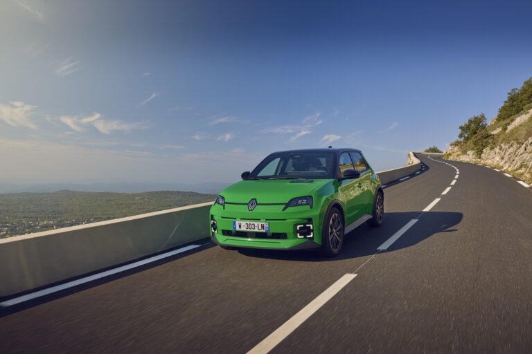 Renault R5 E-Tech Electric, la storia continua