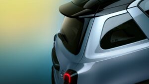 Ritorno al futuro per la nuova Renault 4 E-Tech Electric