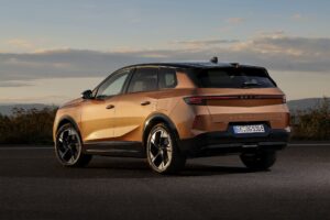 Nuova Opel Grandland, ecco come va il Suv tedesco