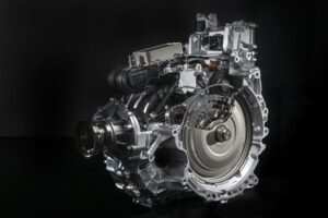 Nuova Mercedes CLA: efficienza elettrica e e brida in un'unica piattaforma