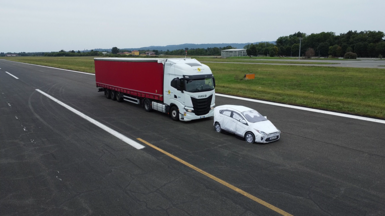 La sicurezza dei camion sotto la lente di Euro NCAP