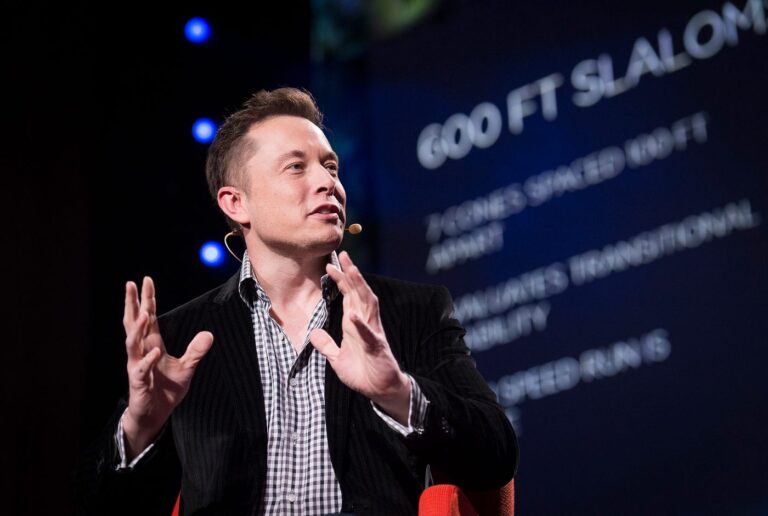 Elon Musk al volante dell'efficienza governativa statunitense