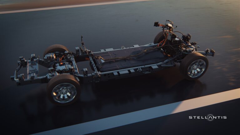 Stellantis svela la piattaforma STLA Frame