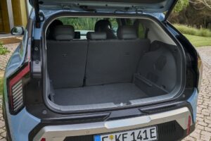 Al volante della Kia EV3, il Suv elettrico compatto