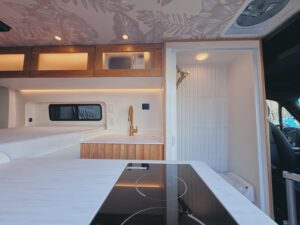 Le Jardin: un'Oasi di lusso su ruote firmata Brooklyn Campervans