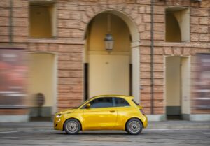 Fiat 500 ibrida