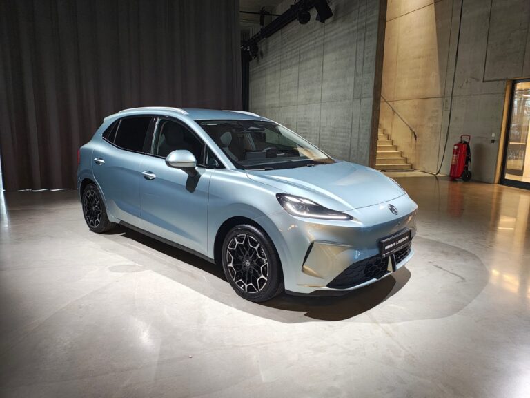 MG 4 batteria stato semi-solido