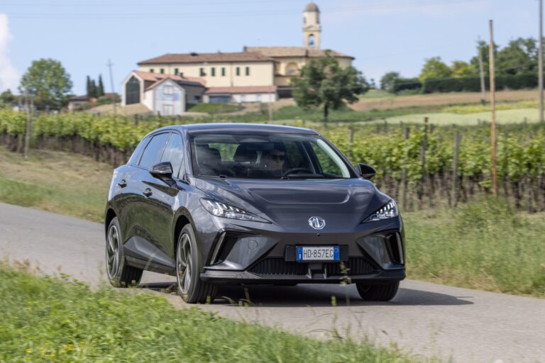 Mg