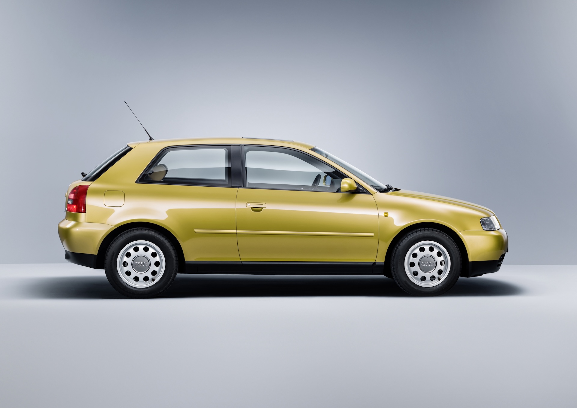 Audi A3 prima serie: la compatta che cambiò le regole del gioco